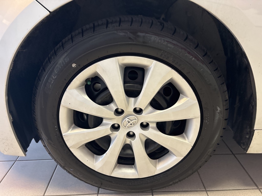 Used 2022 Toyota Corolla LE Sedan