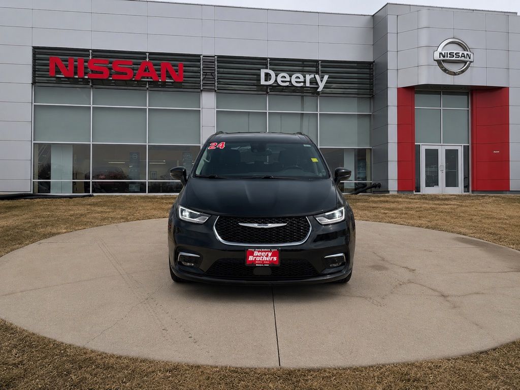 2C4RC1BG9RR125208