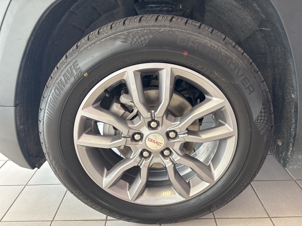 Used 2024 GMC Terrain SLT SUV