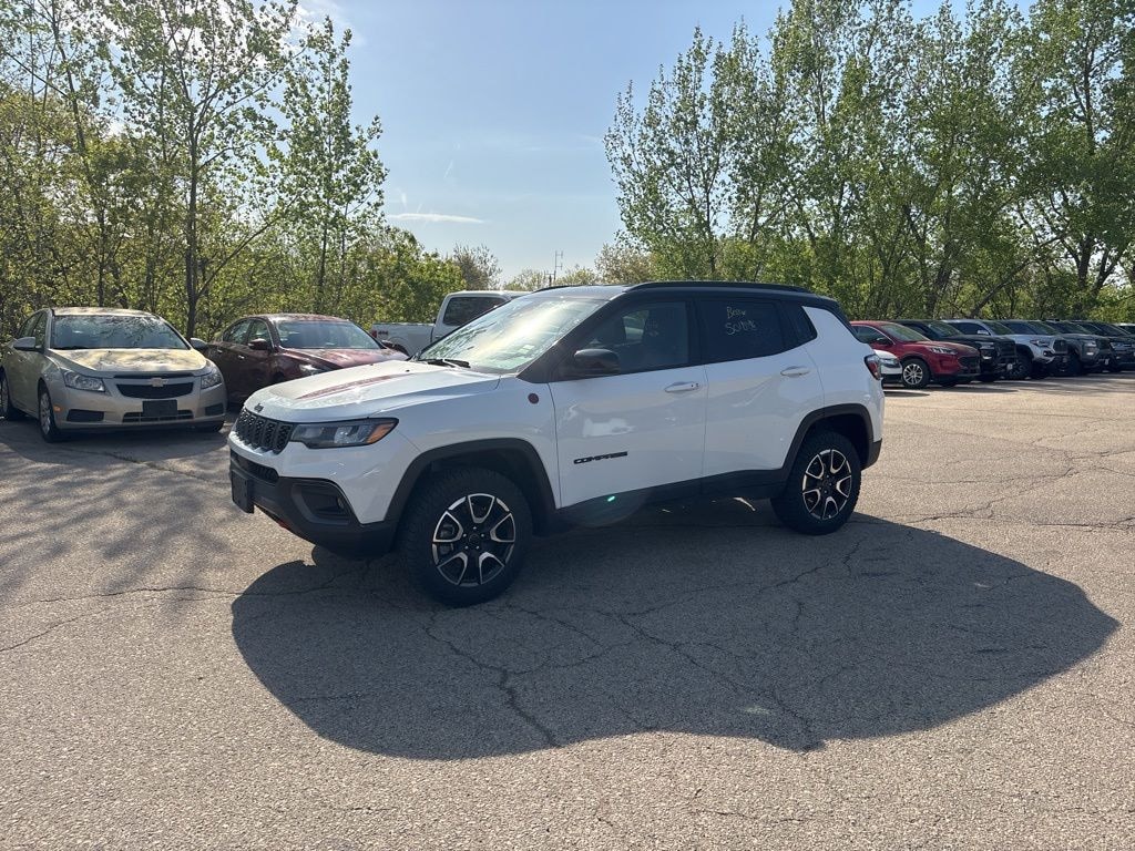 Used 2025 Jeep Compass Trailhawk SUV