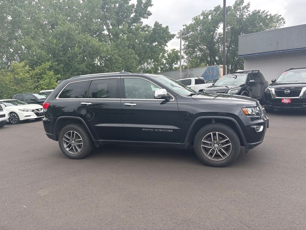 Used 2018 Jeep Grand Cherokee Limited 4x4 SUV