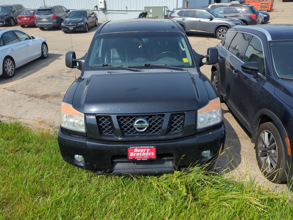 Used 2008 Nissan Titan SE with VIN 1N6BA07F48N317470 for sale in Dubuque, IA