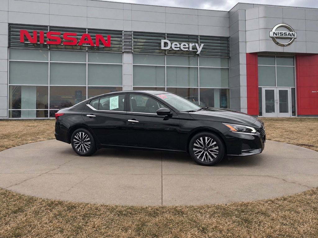 2025 Nissan Altima