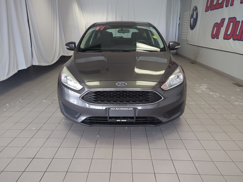 Used 2017 Ford Focus SE with VIN 1FADP3K21HL211043 for sale in Dubuque, IA