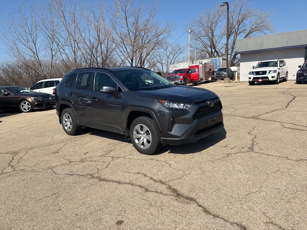 2021 Toyota RAV4 LE