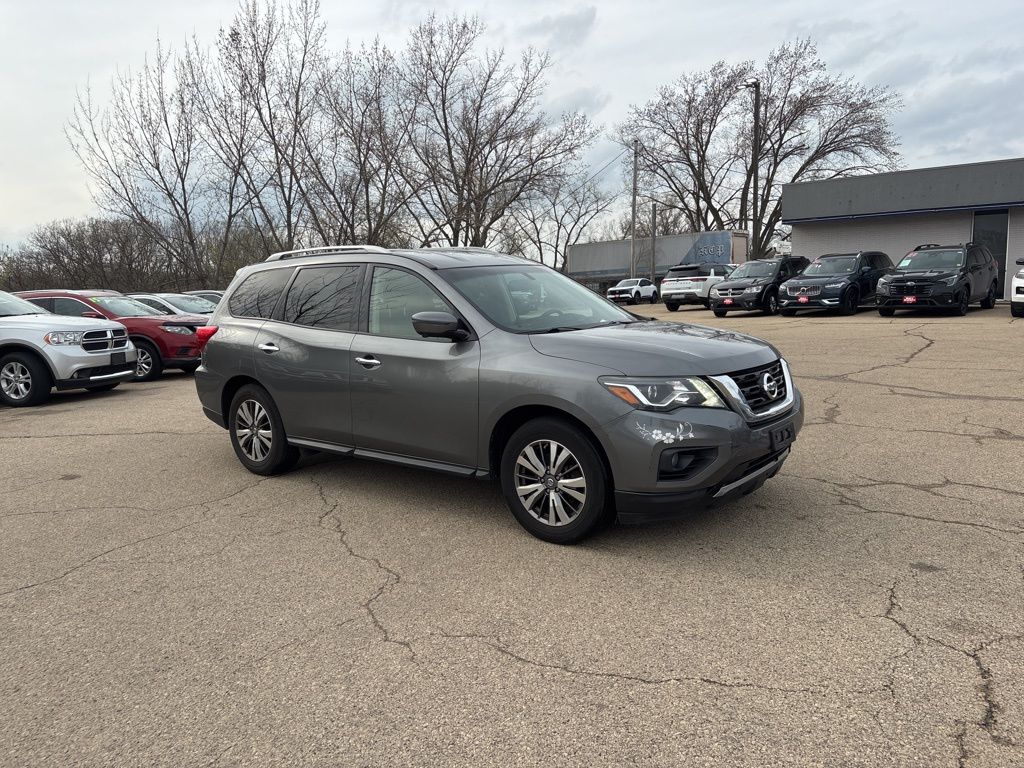 2018 Nissan Pathfinder SL