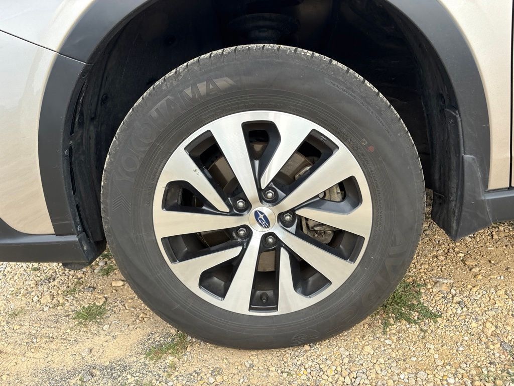 Used 2020 Subaru Outback Premium SUV