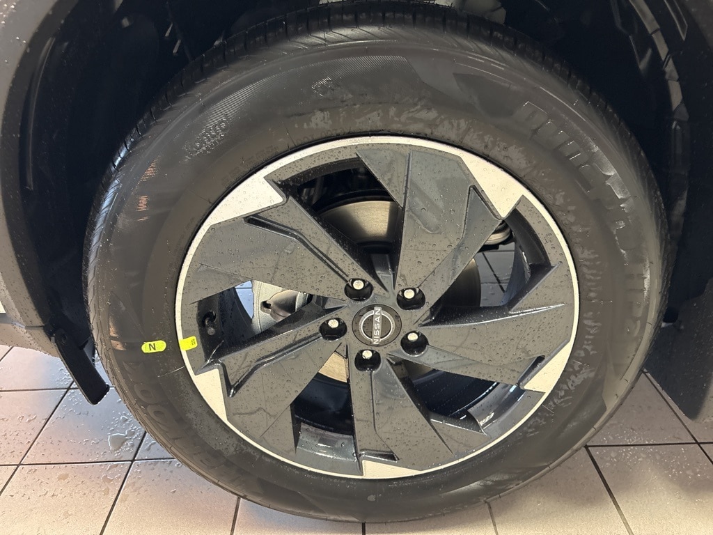 New 2026 Nissan Rogue SV SUV