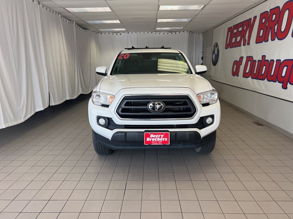 Used 2020 Toyota Tacoma SR5 with VIN 3TMCZ5AN9LM342395 for sale in Dubuque, IA