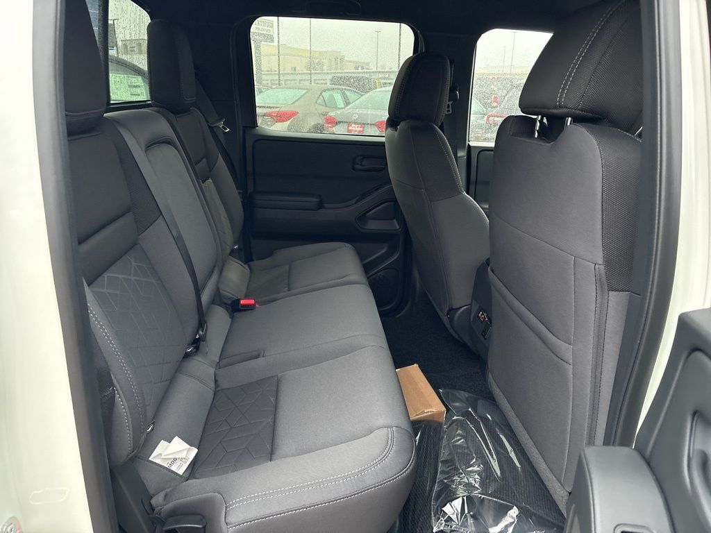 2026 Nissan Frontier SV - Photo 16