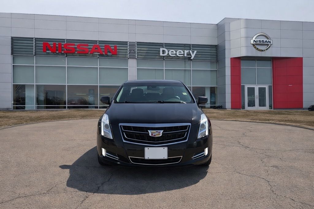 Used 2017 CADILLAC XTS Luxury Sedan