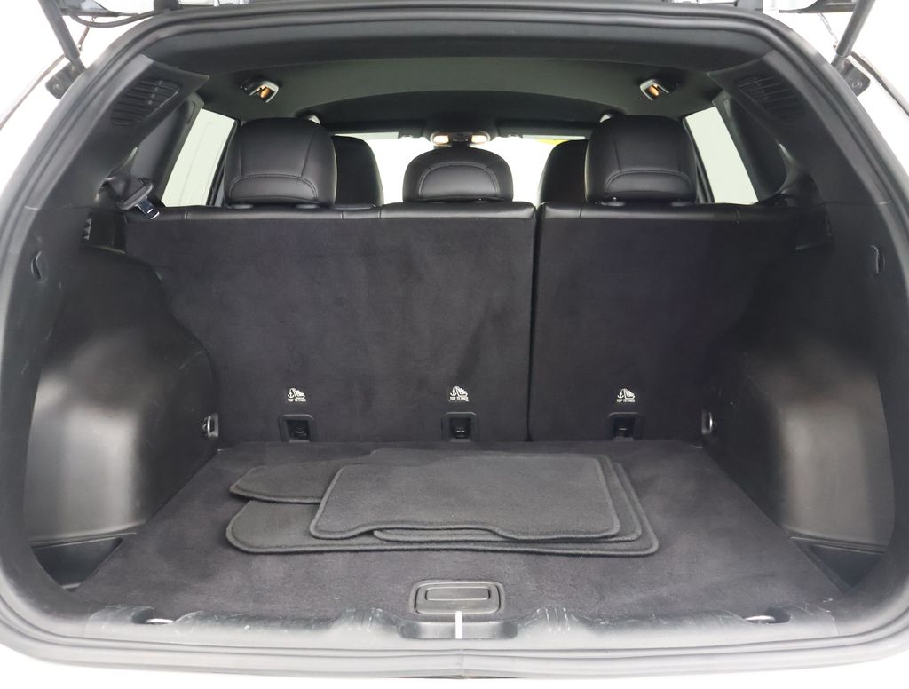 2025 Jeep Compass Limited - Photo 16