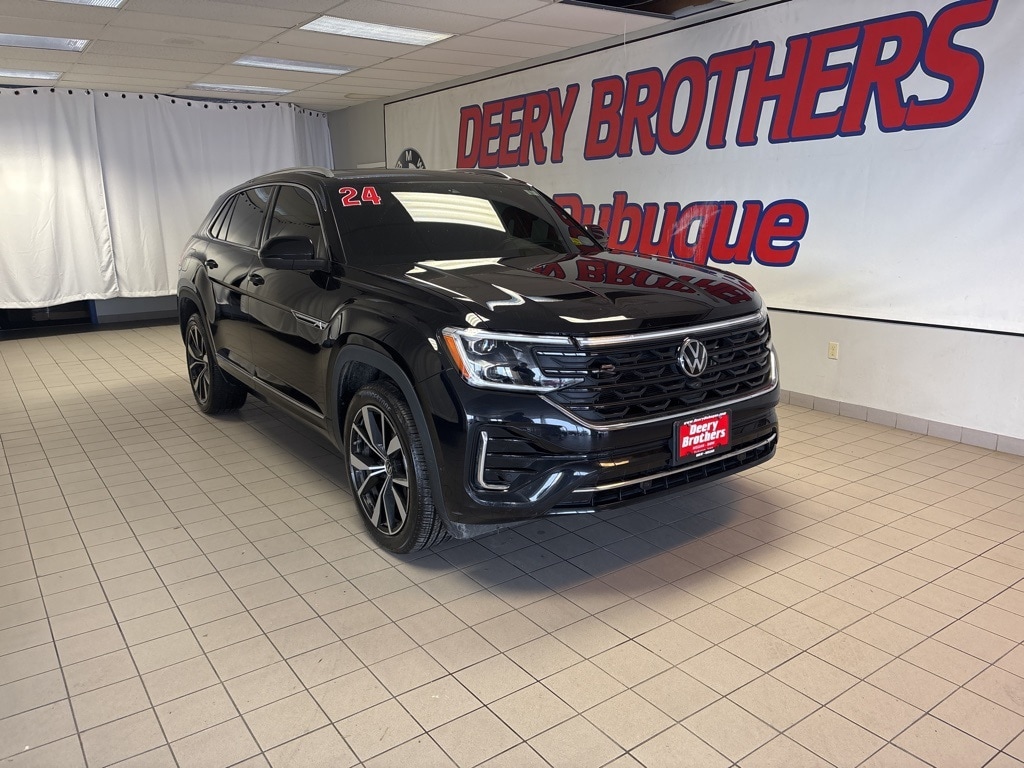 2024 Volkswagen Atlas Cross Sport SEL Premium R-LINE's photo