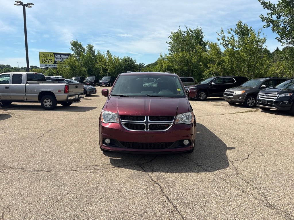 Used 2017 Dodge Grand Caravan SXT with VIN 2C4RDGCG2HR689828 for sale in Dubuque, IA