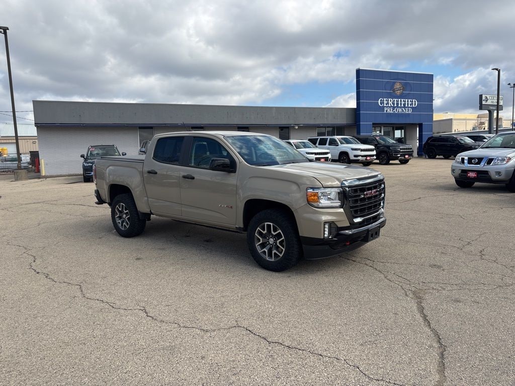 Used 2022 GMC Canyon AT4 w/Leather Truck Crew Cab