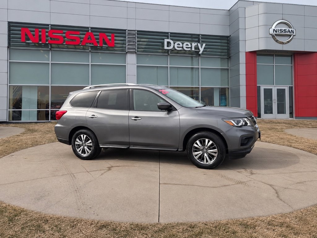 2020 Nissan Pathfinder