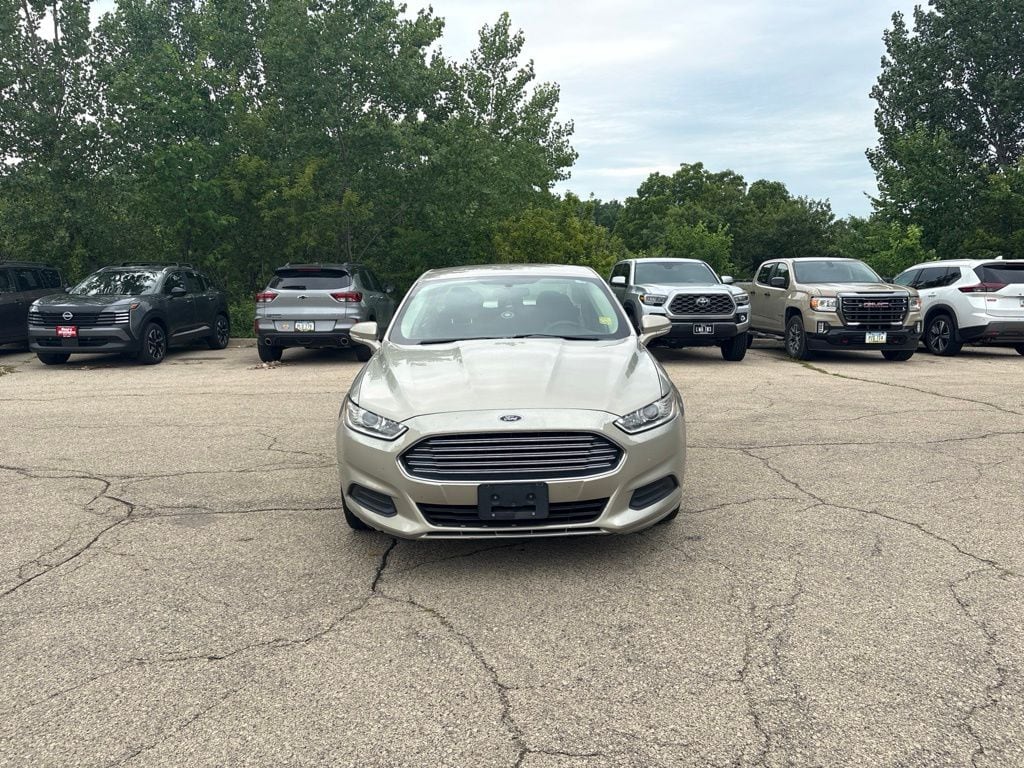 Used 2016 Ford Fusion SE with VIN 3FA6P0H76GR160293 for sale in Dubuque, IA
