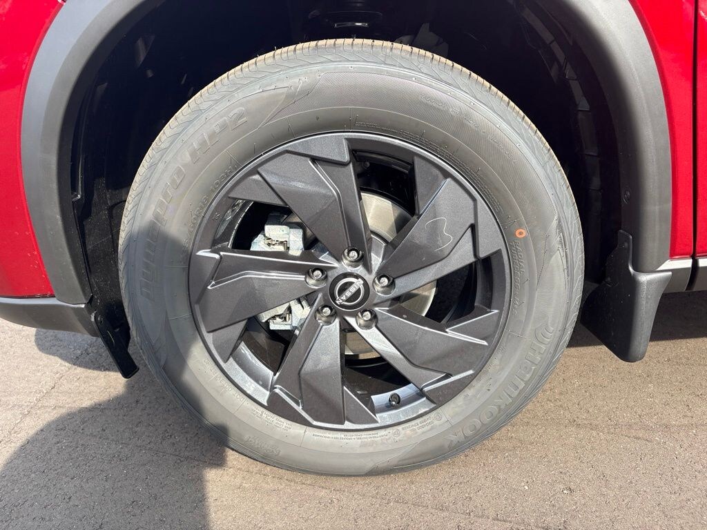 New 2026 Nissan Rogue SV SUV
