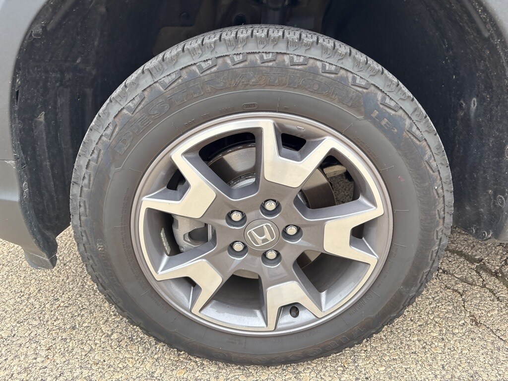 2023 Honda Passport TrailSport photo 2