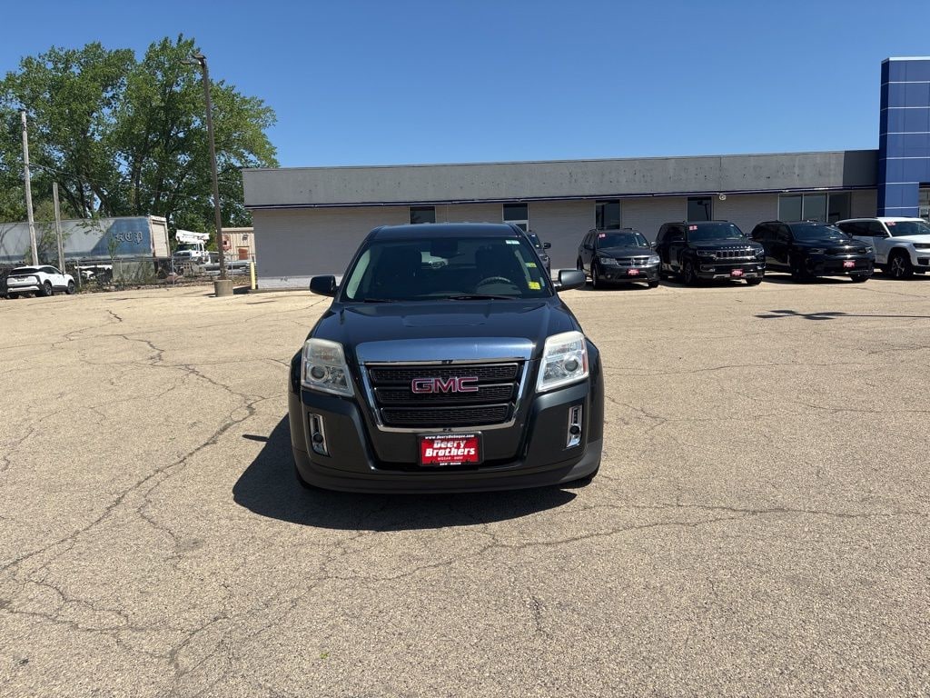 Used 2014 GMC Terrain SLE-1 with VIN 2GKFLVEK5E6186307 for sale in Dubuque, IA