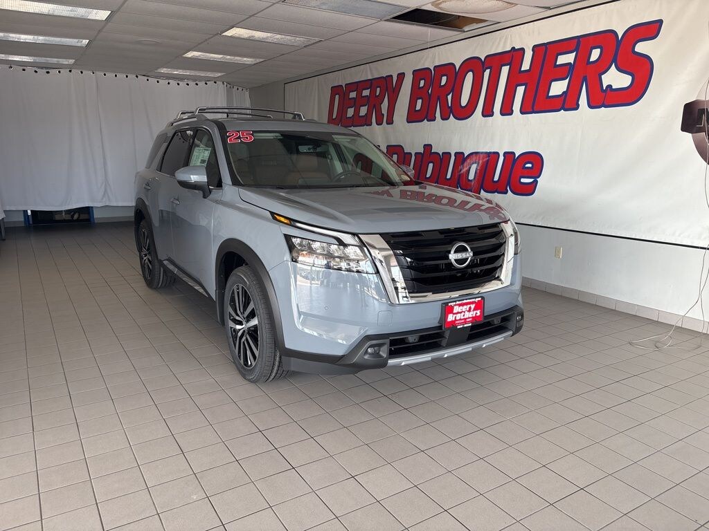 New 2025 Nissan Pathfinder Platinum SUV