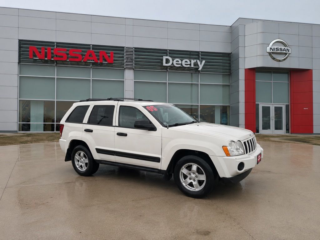 2005 Jeep Grand Cherokee Laredo 4WD's photo