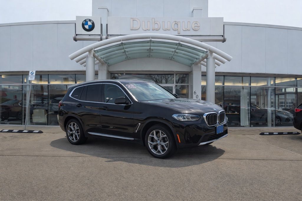 2023 BMW X3 xDrive30i's photo