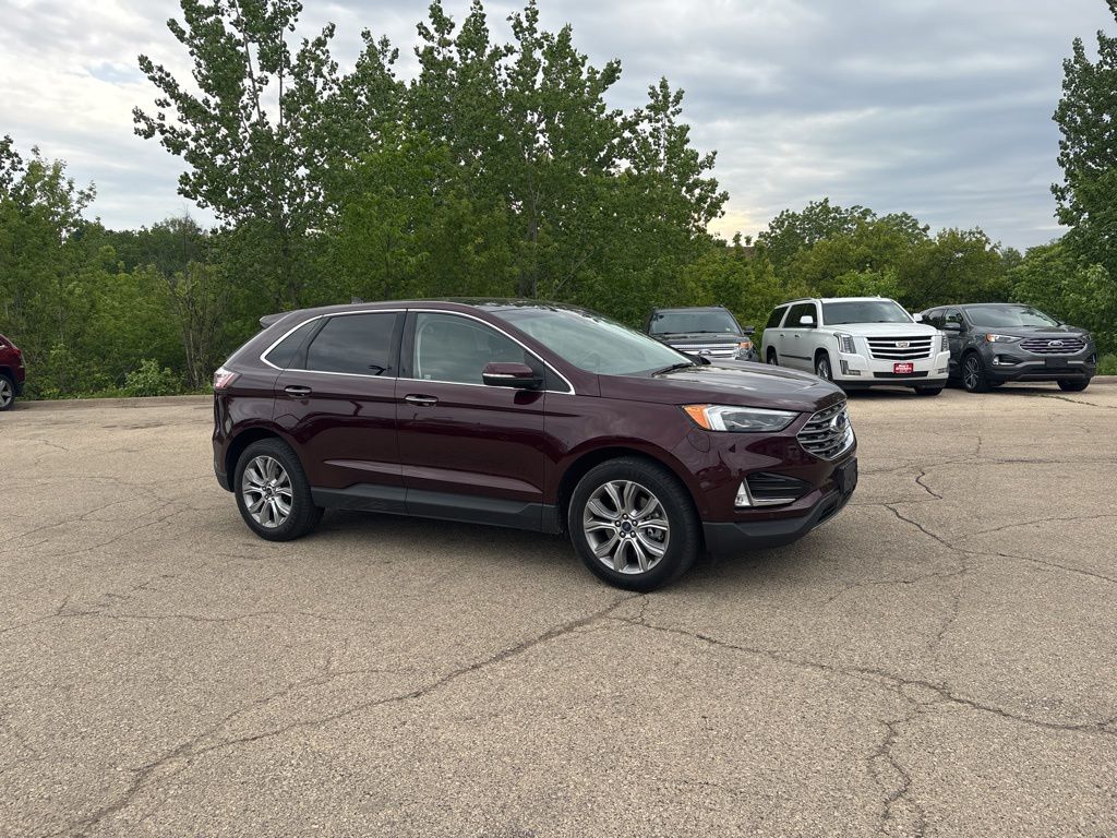 2019 Ford Edge Titanium AWD's photo