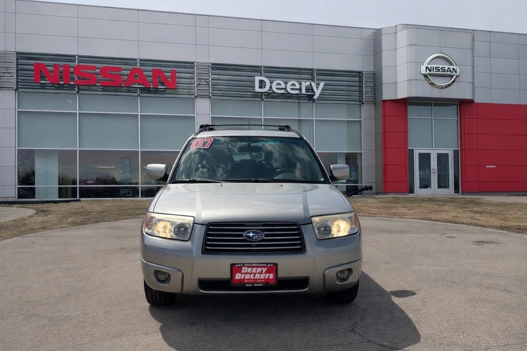 Used 2007 Subaru Forester 2.5 X Premium Package with VIN JF1SG65647H724053 for sale in Dubuque, IA