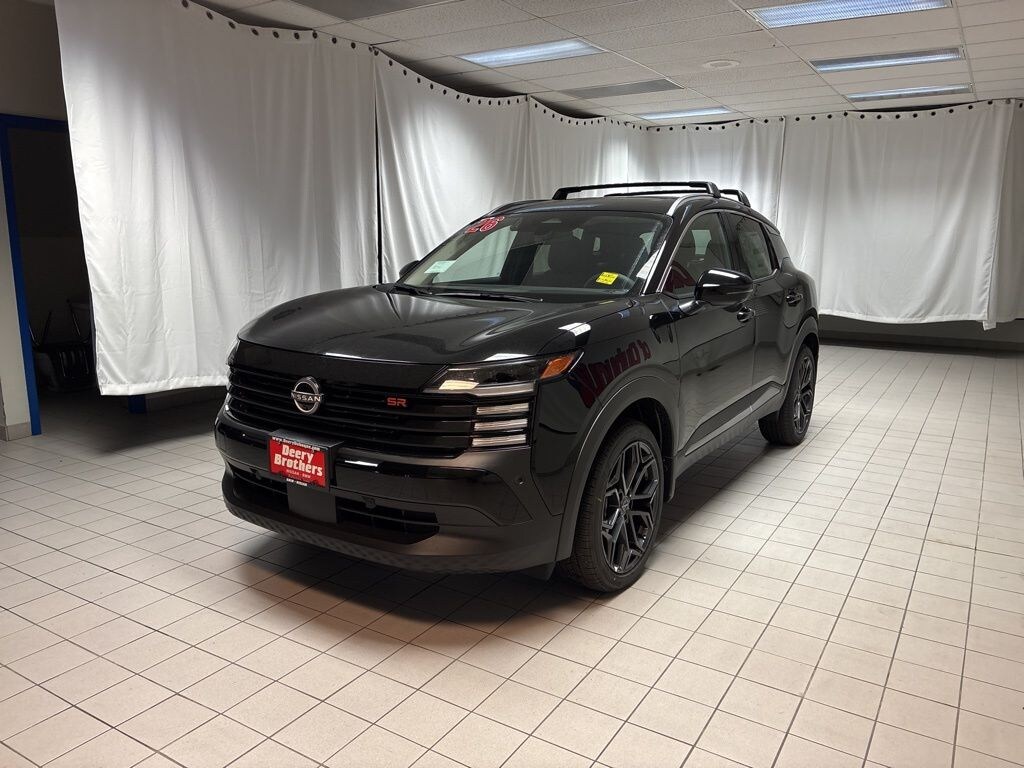 New 2026 Nissan Kicks SR SUV