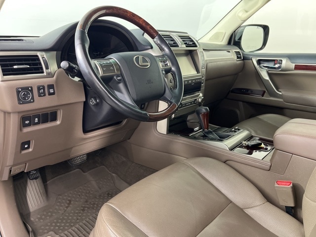 Used 2017 Lexus GX Base with VIN JTJBM7FX6H5156226 for sale in Cedar Falls, IA