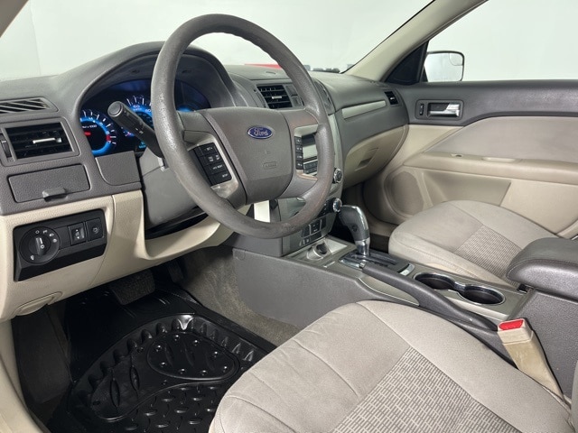 Used 2012 Ford Fusion SE with VIN 3FAHP0HA9CR268115 for sale in Cedar Falls, IA