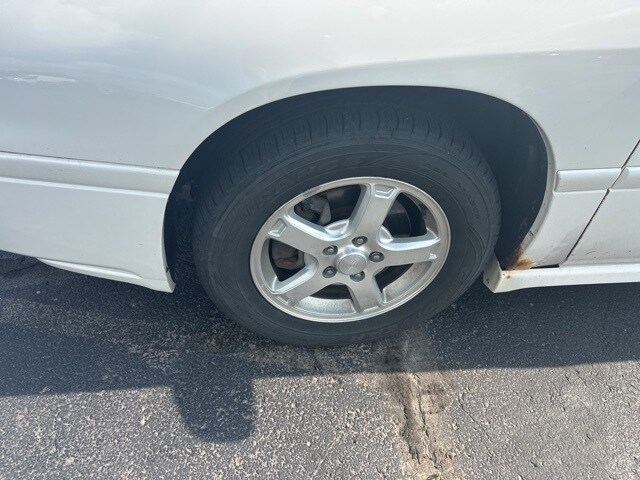 Used 2004 Chevrolet Impala LS with VIN 2G1WH55K049225629 for sale in Cedar Falls, IA