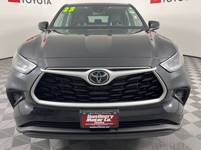 Certified 2023 Toyota Highlander L with VIN 5TDKDRAH7PS500721 for sale in Cedar Falls, IA