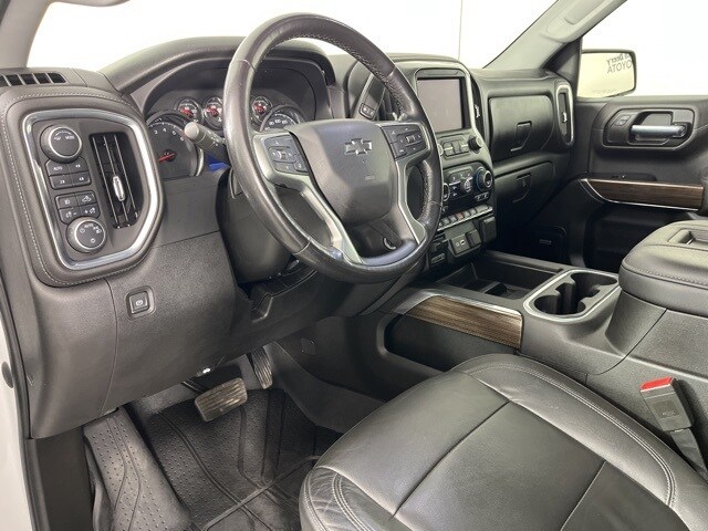 Used 2020 Chevrolet Silverado 1500 RST with VIN 1GCUYEET7LZ378522 for sale in Cedar Falls, IA