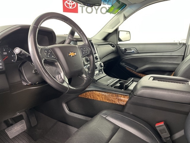 Used 2019 Chevrolet Suburban Premier with VIN 1GNSKJKCXKR149747 for sale in Cedar Falls, IA