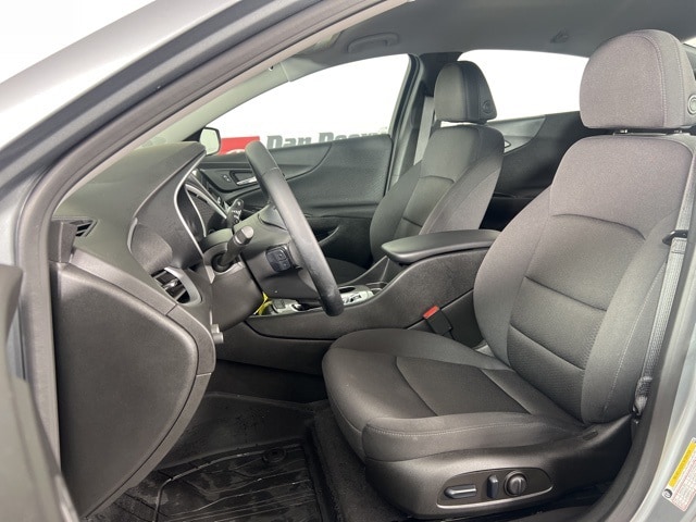 Used 2024 Chevrolet Malibu RS with VIN 1G1ZG5ST3RF106873 for sale in Cedar Falls, IA