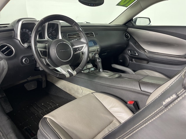 Used 2010 Chevrolet Camaro 2LT with VIN 2G1FC1EV5A9146955 for sale in Cedar Falls, IA