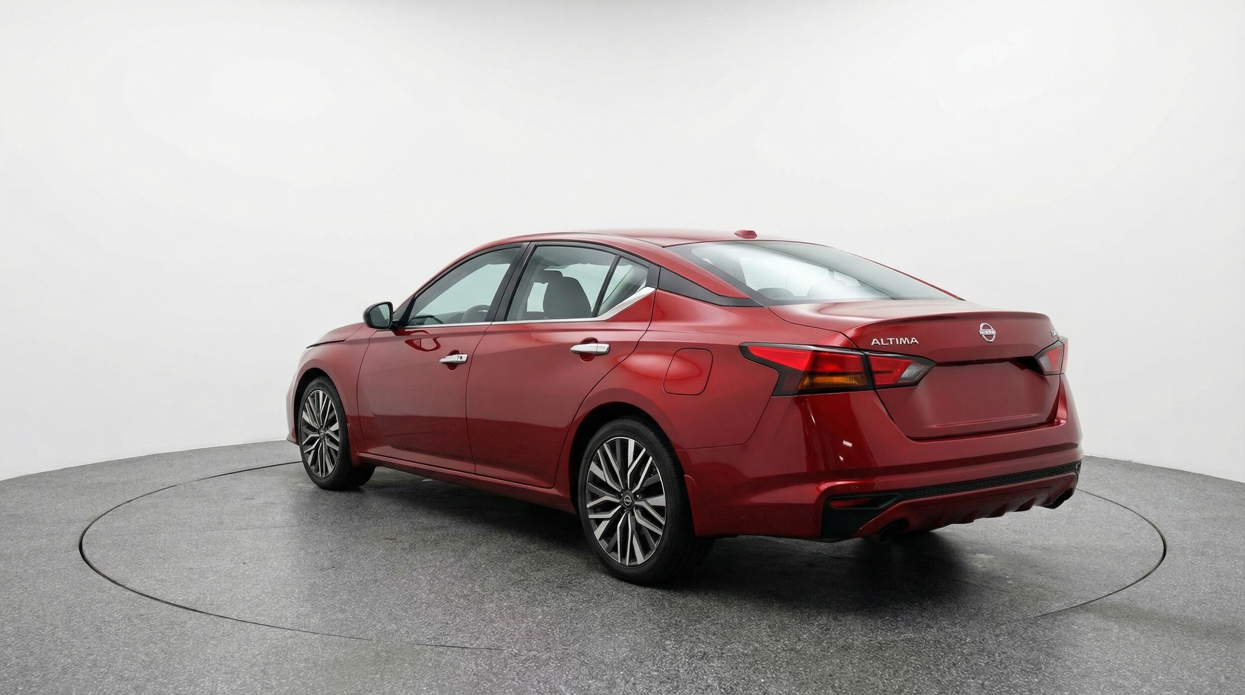 Thumbnail: 2025 Nissan Altima - 5