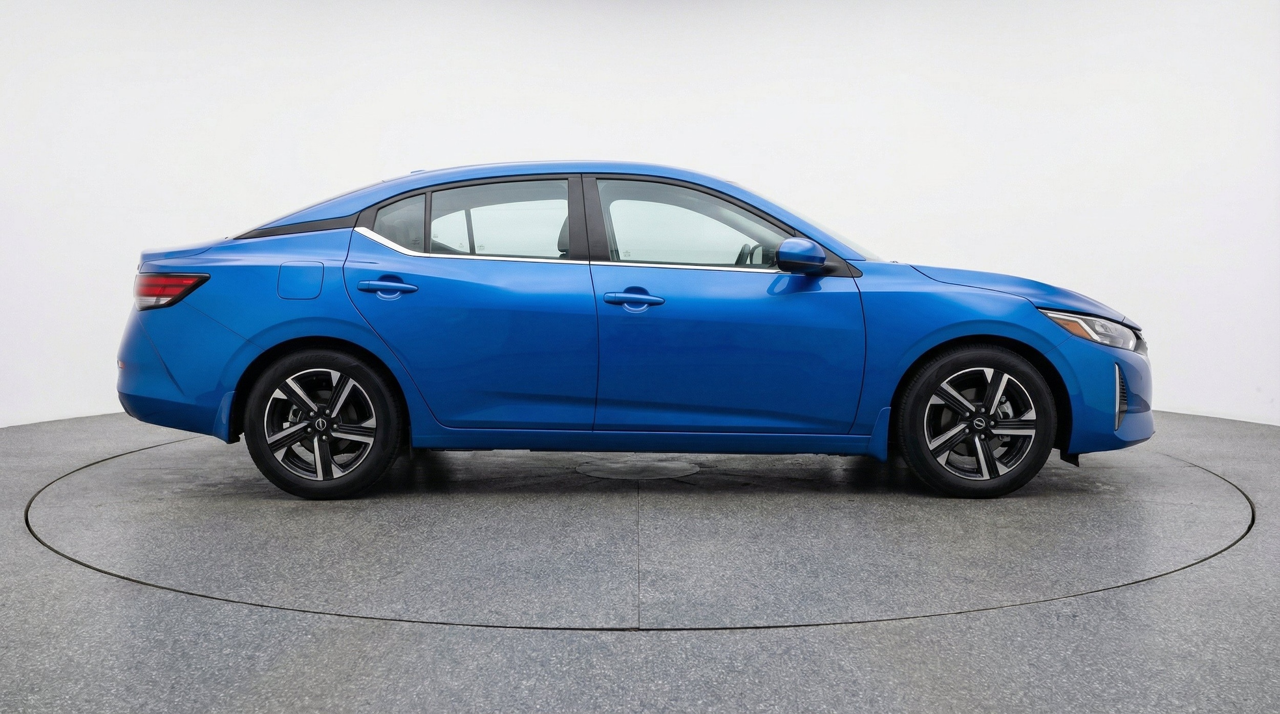 Thumbnail: 2025 Nissan Sentra - 11