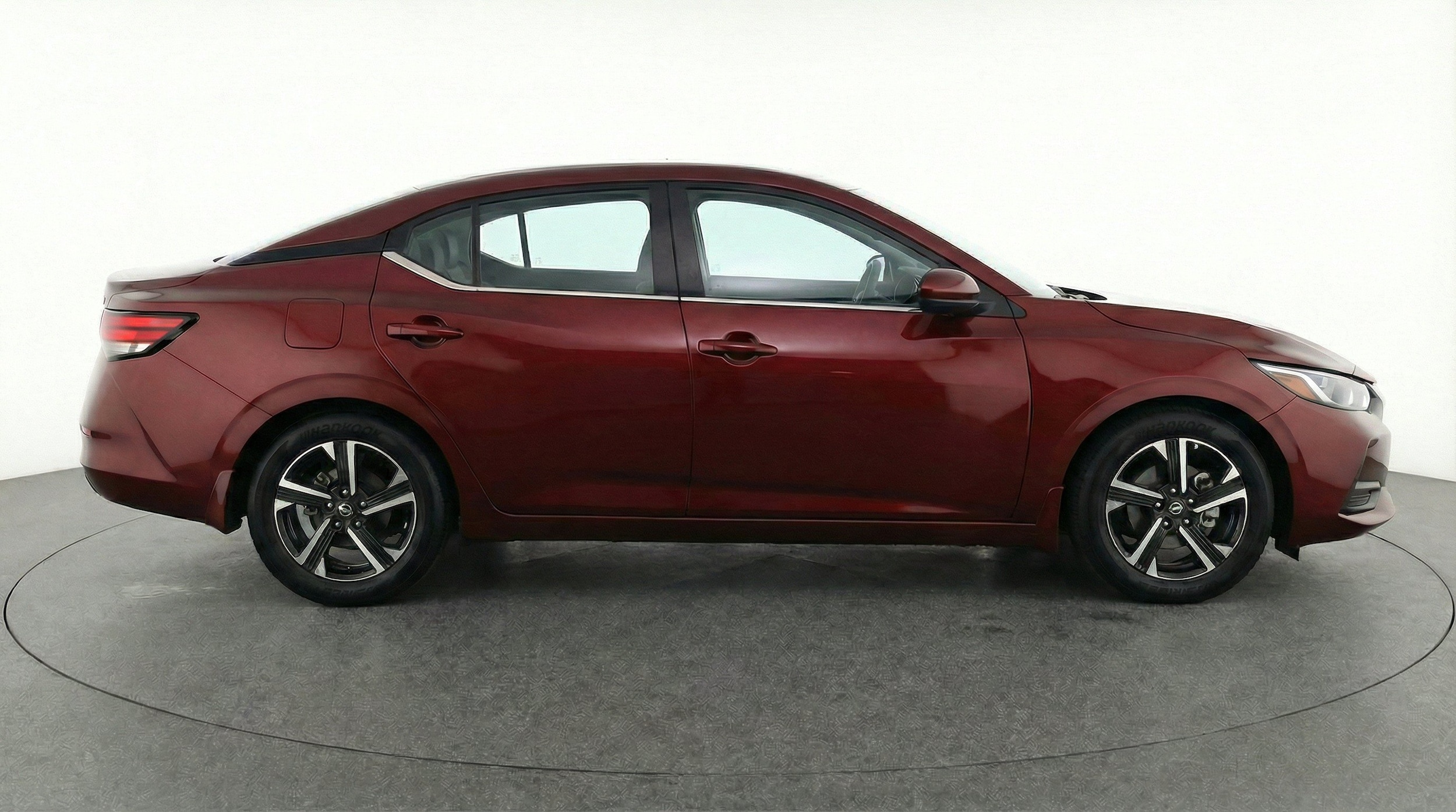 Thumbnail: 2025 Nissan Sentra - 11