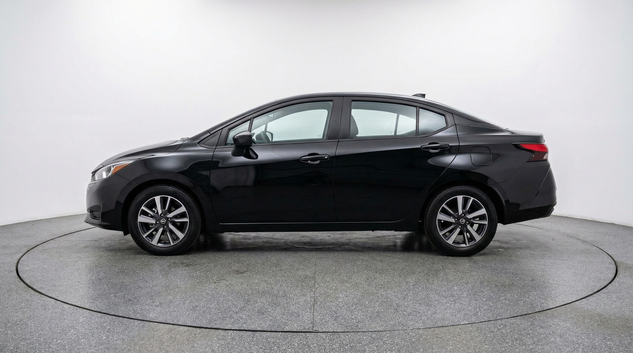 Thumbnail: 2025 Nissan Versa - 4