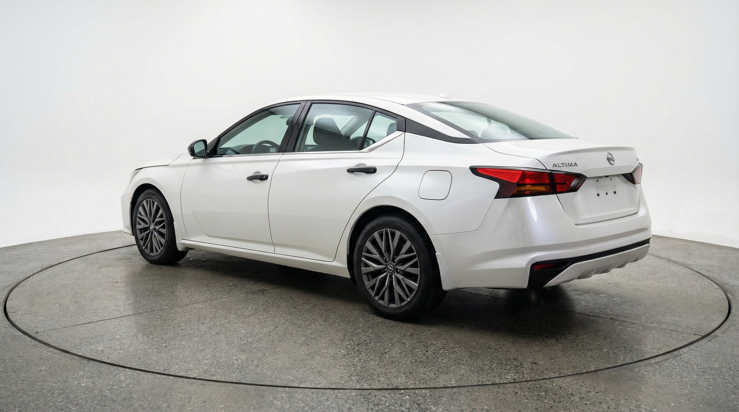 Thumbnail: 2025 Nissan Altima - 6