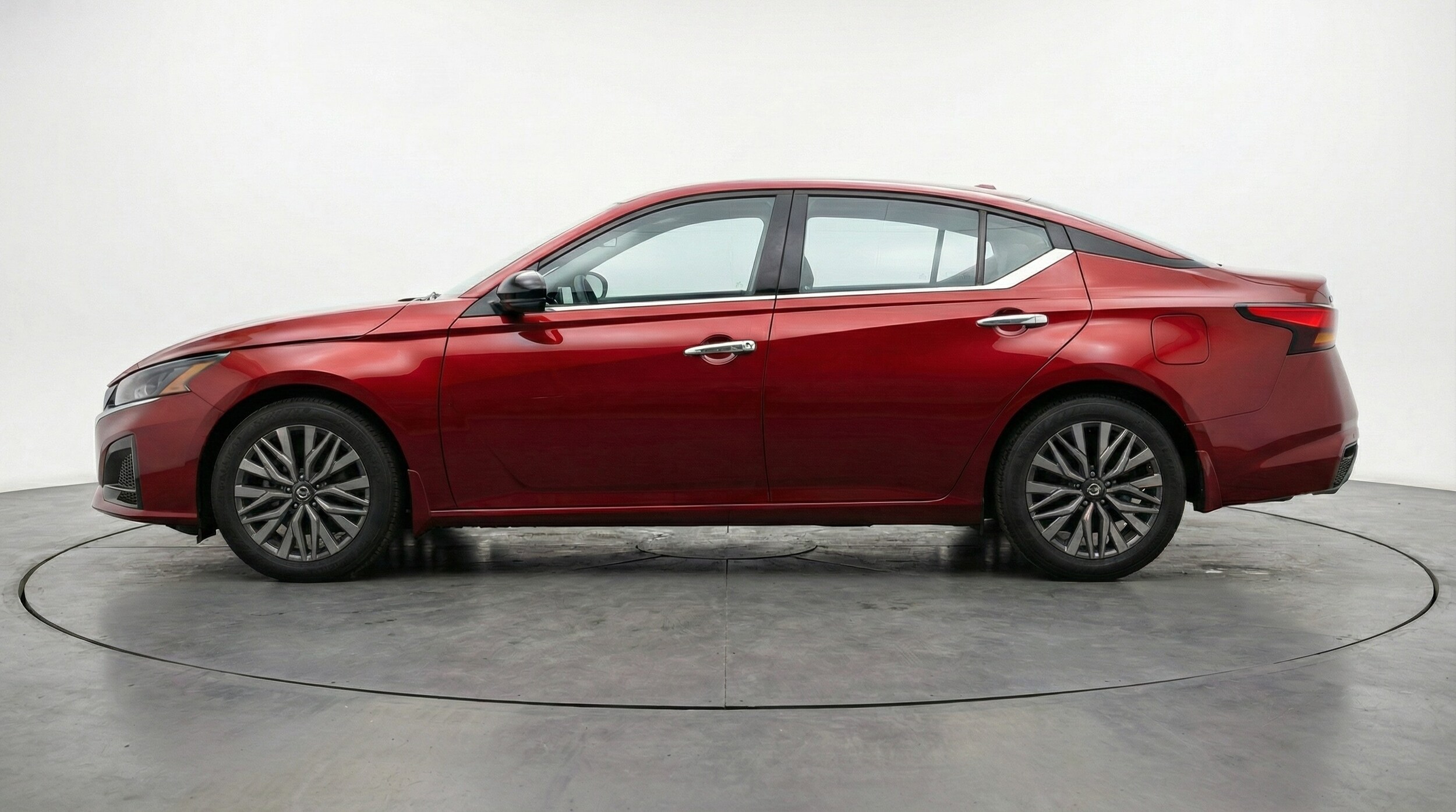 Thumbnail: 2025 Nissan Altima - 4