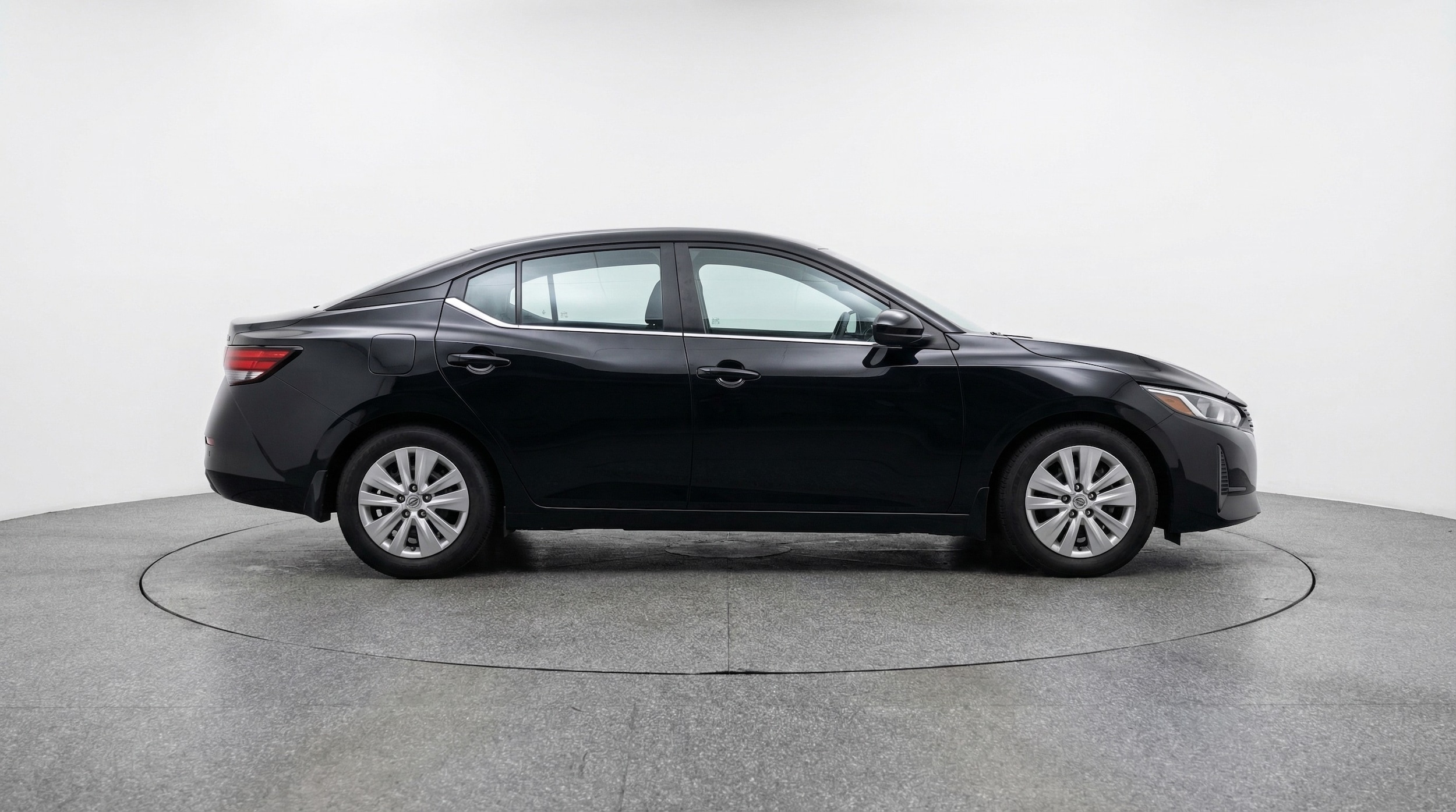 Thumbnail: 2025 Nissan Sentra - 8