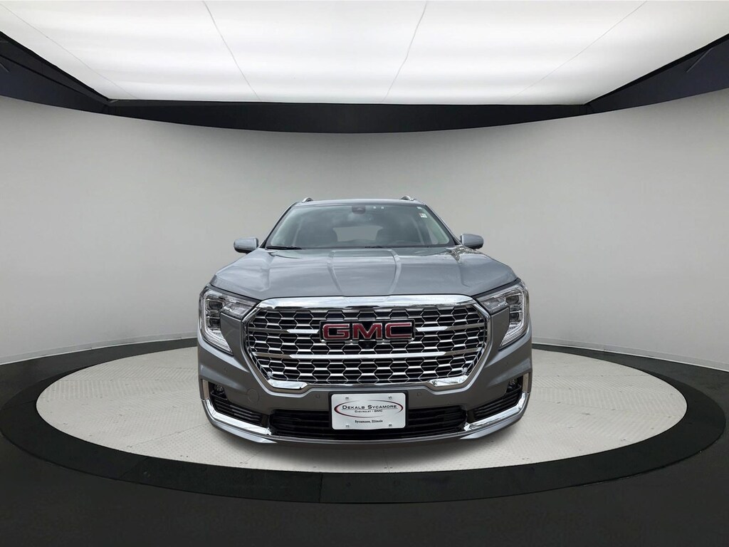 Used 2024 GMC Terrain Denali SUV