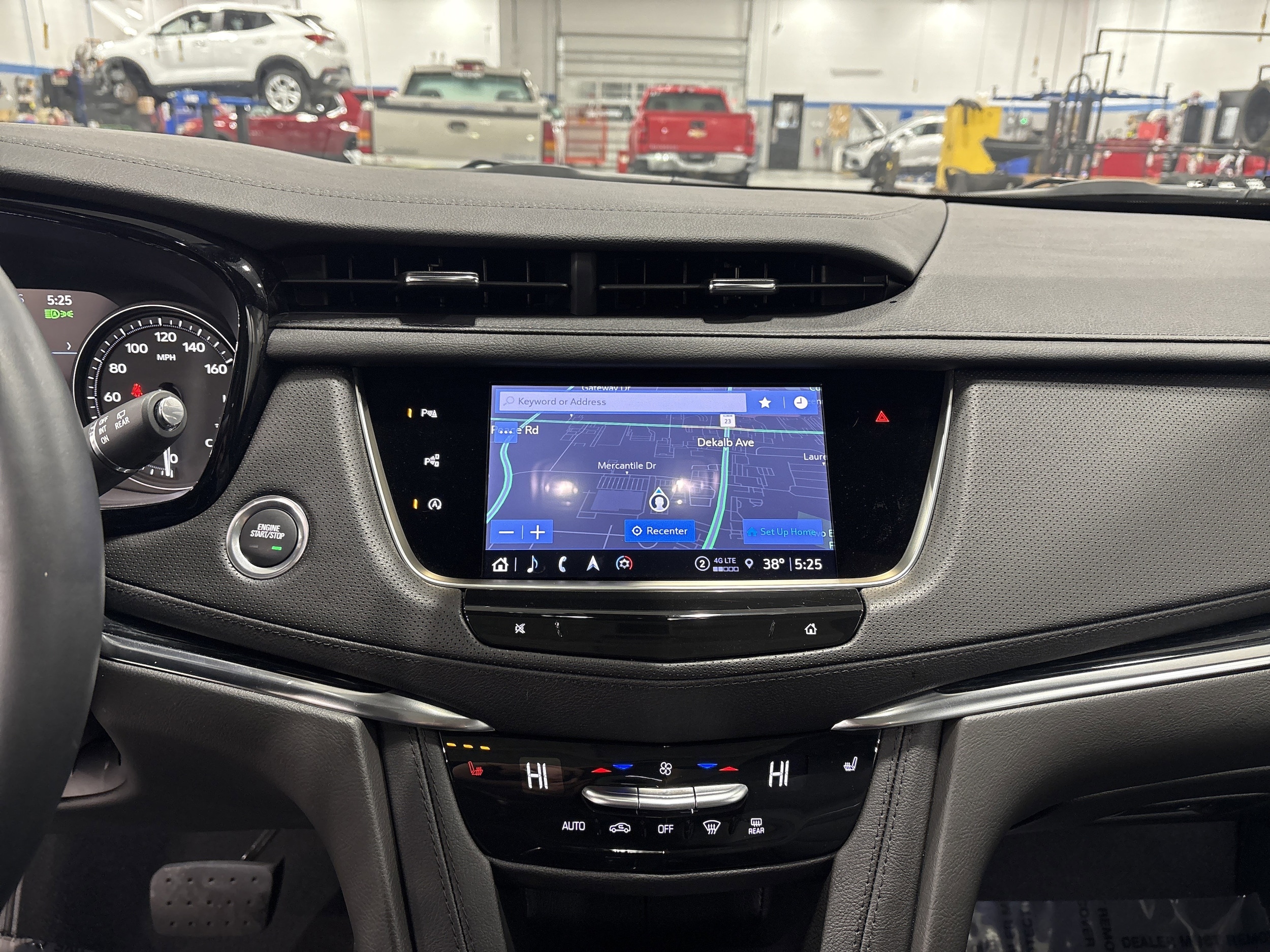 2025 Cadillac XT5 Premium Luxury - Photo 12