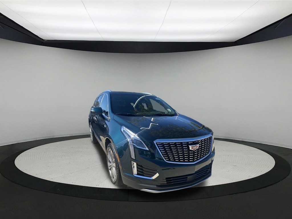 New 2026 CADILLAC XT5 Premium Luxury SUV