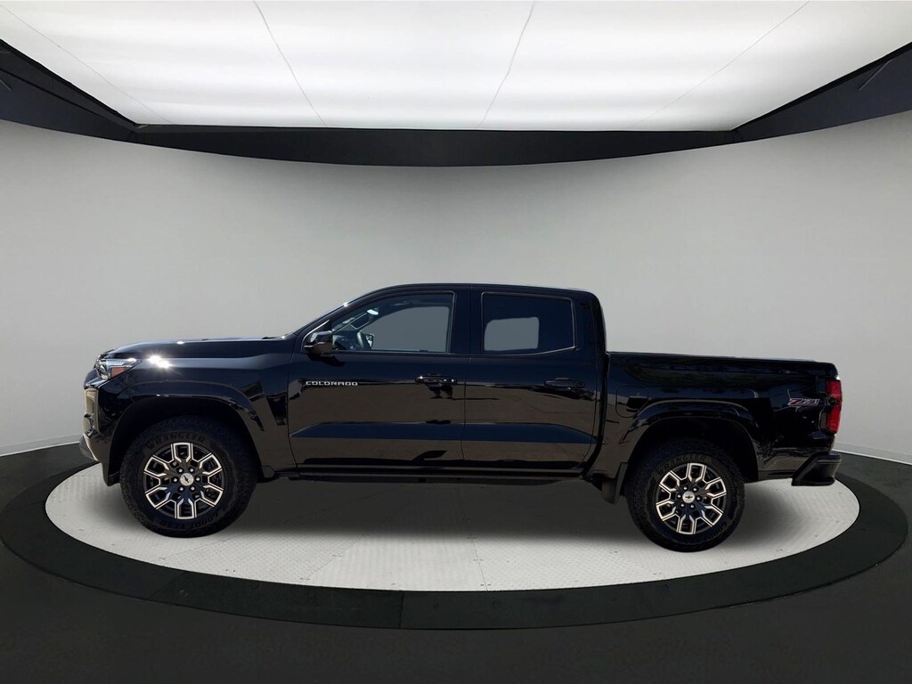 Used 2024 Chevrolet Colorado Z71 Truck