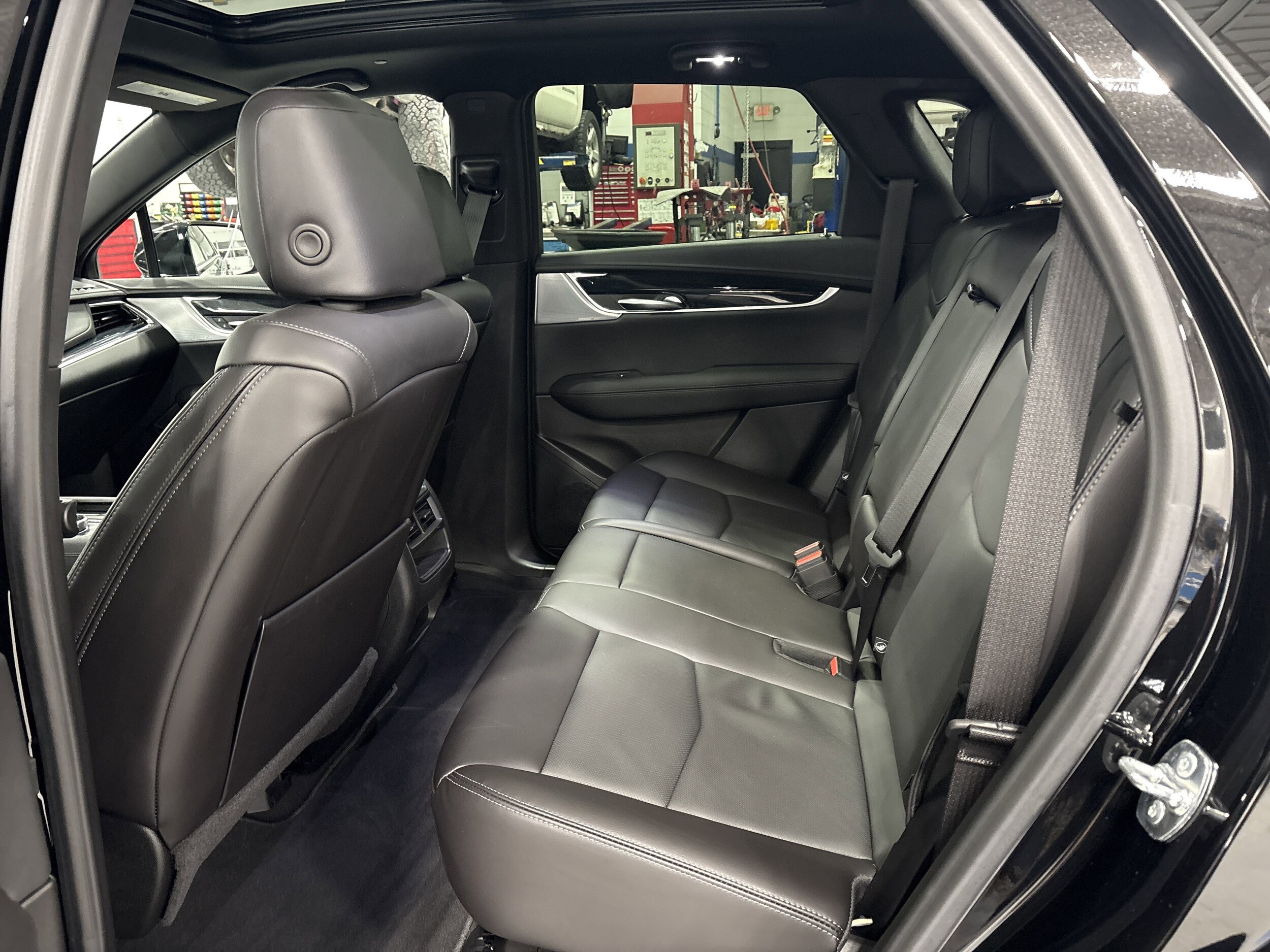 2025 Cadillac XT5 Premium Luxury - Photo 13